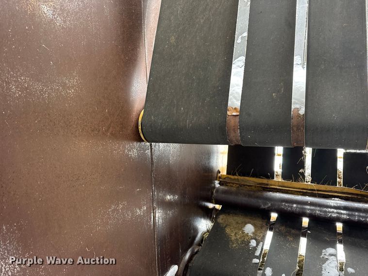 image for item ER0404 2018 Vermeer 605J round baler