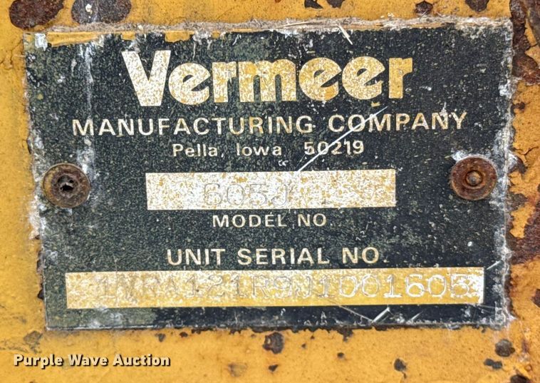 image for item ER0404 2018 Vermeer 605J round baler