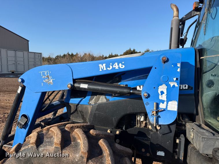 image for item ES5761 2006 New Holland TS110A MFWD tractor