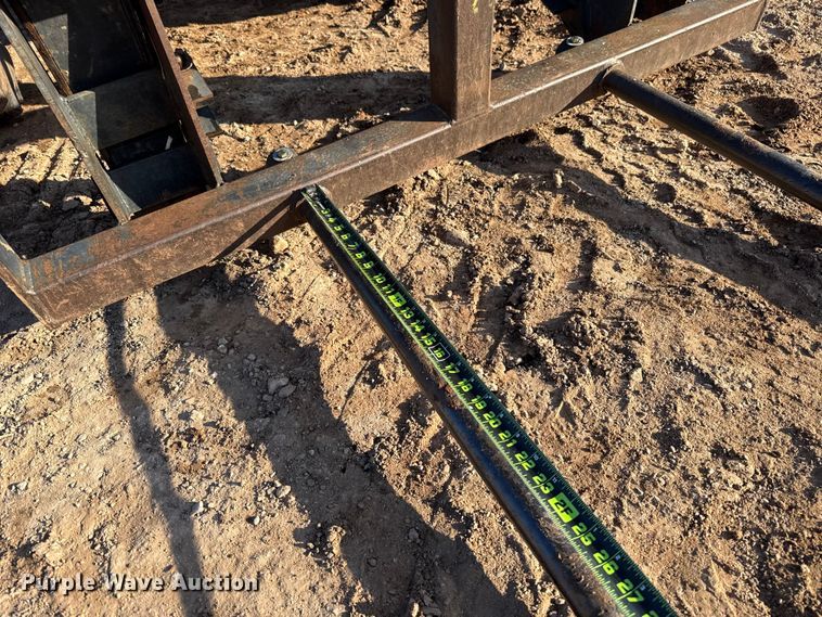 image for item ES5761 2006 New Holland TS110A MFWD tractor