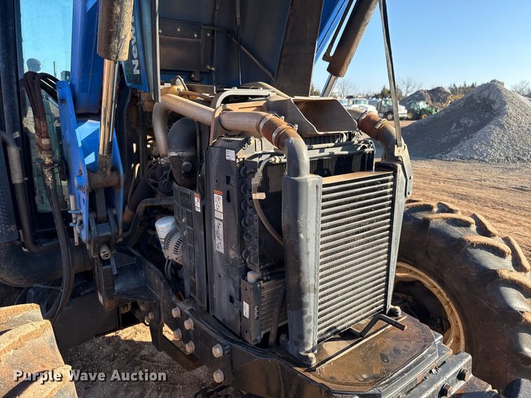 image for item ES5761 2006 New Holland TS110A MFWD tractor