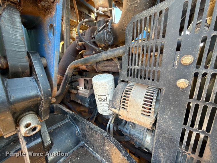 image for item ES5761 2006 New Holland TS110A MFWD tractor