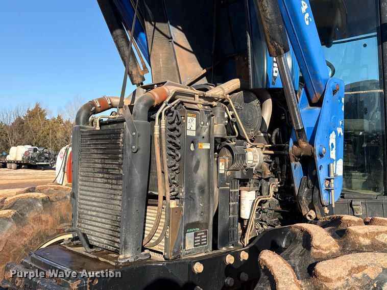 image for item ES5761 2006 New Holland TS110A MFWD tractor