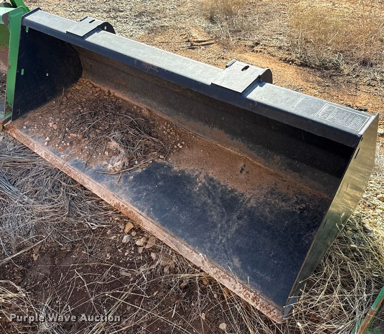 image for item ES5761 2006 New Holland TS110A MFWD tractor