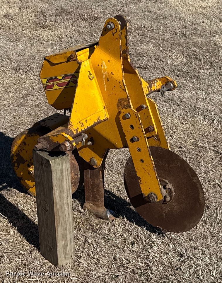 image for item ES5771 Midland Manufacturing Company GK80 gopher bait applicator