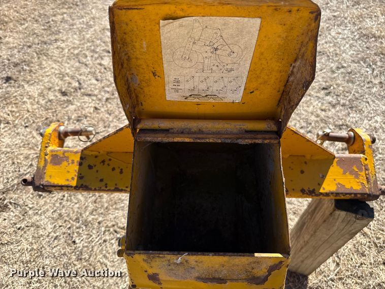 image for item ES5771 Midland Manufacturing Company GK80 gopher bait applicator