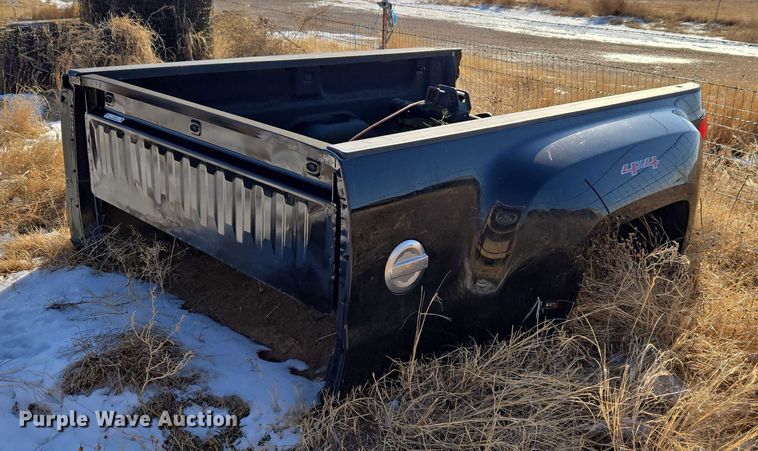 image for item ET1227 Pickup truck bed