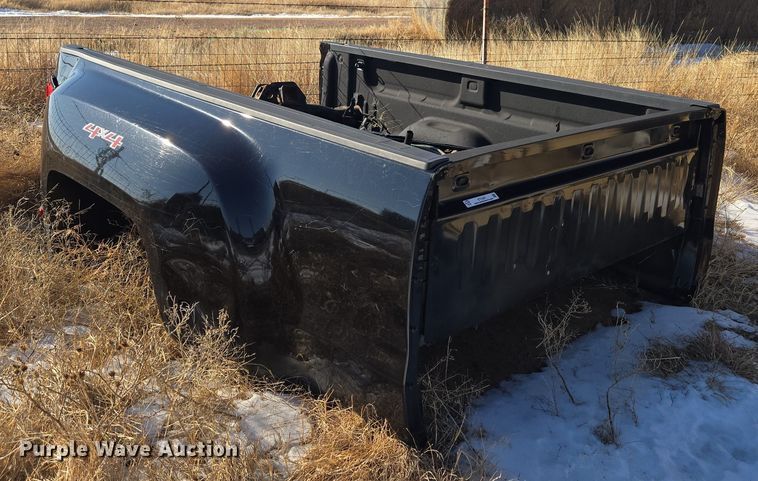 image for item ET1227 Pickup truck bed