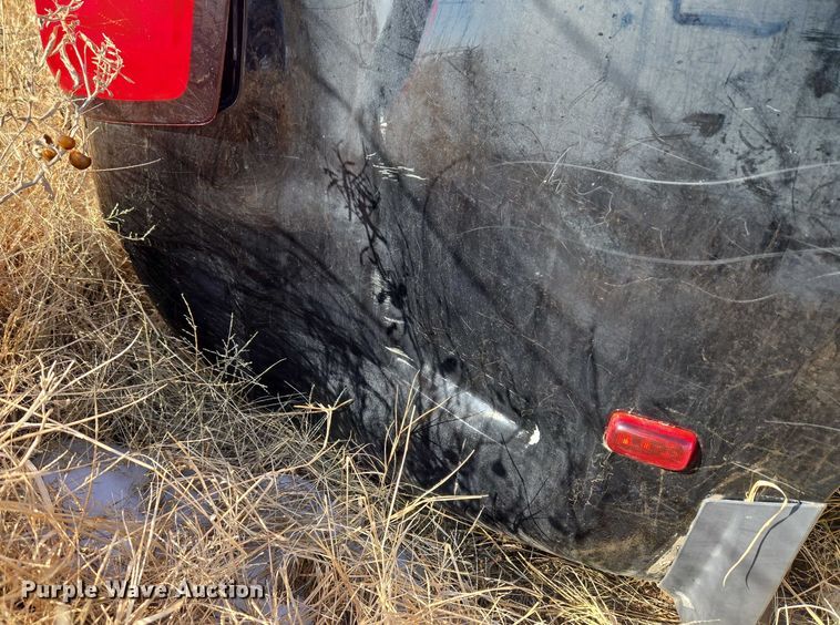 image for item ET1227 Pickup truck bed