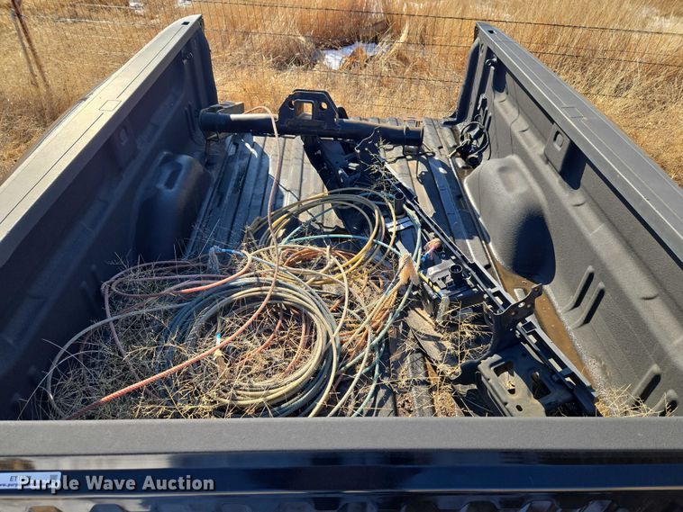 image for item ET1227 Pickup truck bed