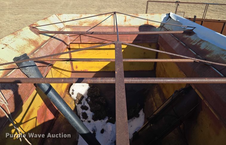 image for item ET1229 Grain cart