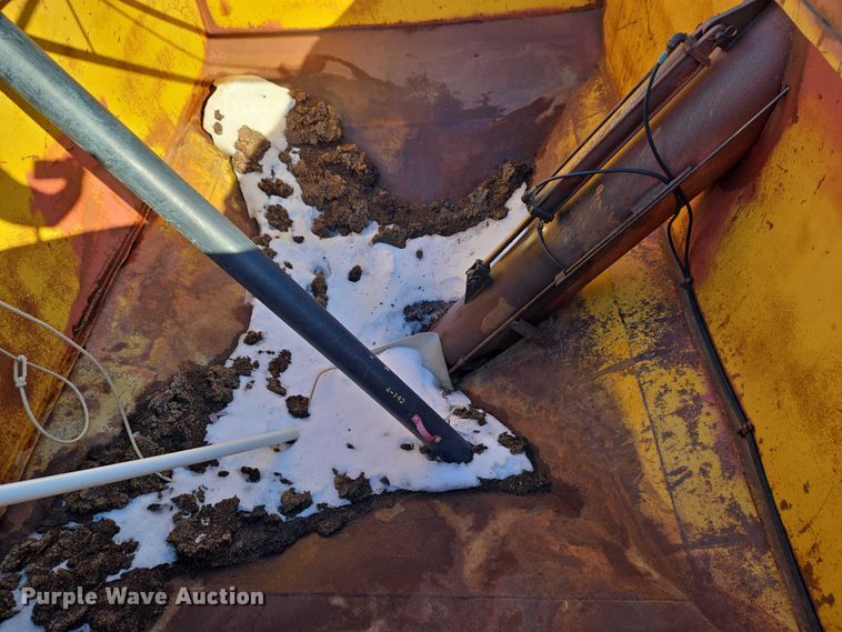 image for item ET1229 Grain cart