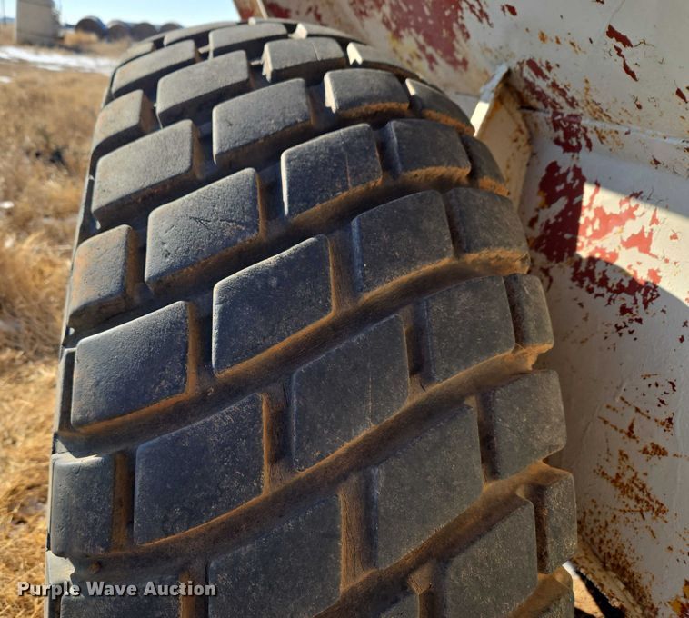 image for item ET1229 Grain cart