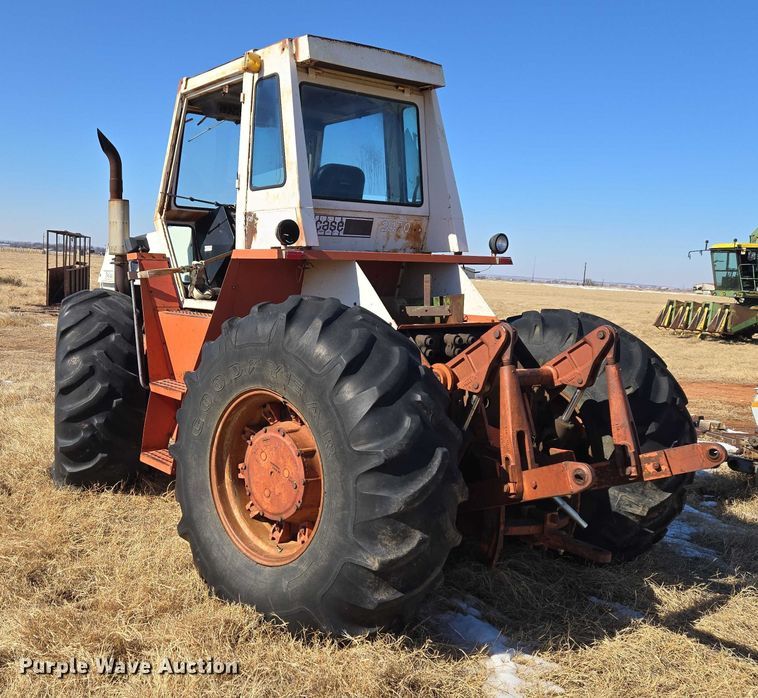 image for item ET1230 1974 Case 2470 4WD tractor