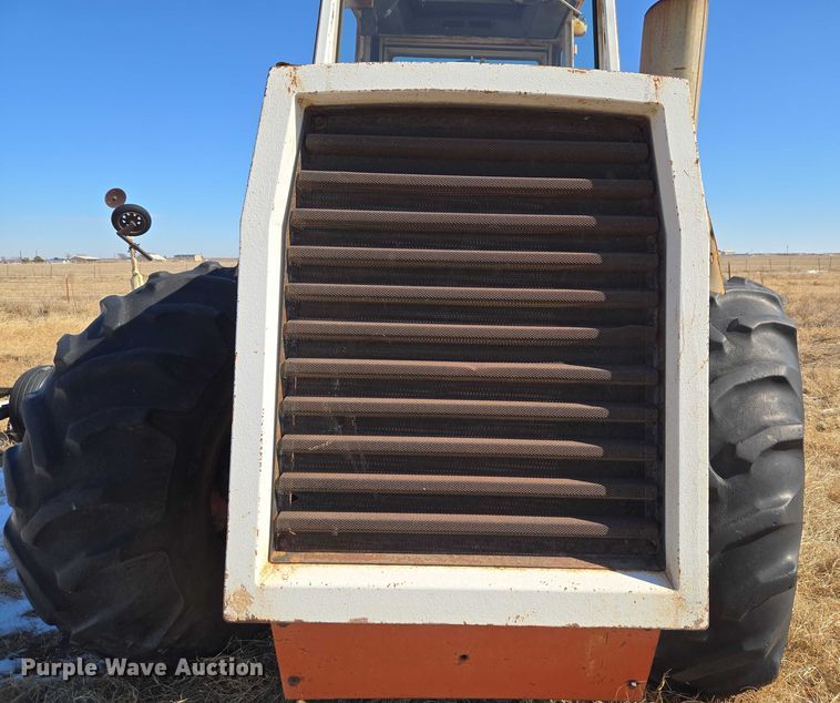 image for item ET1230 1974 Case 2470 4WD tractor