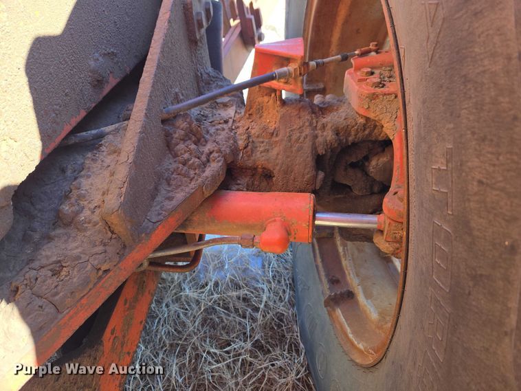 image for item ET1230 1974 Case 2470 4WD tractor