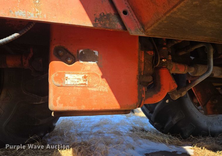 image for item ET1230 1974 Case 2470 4WD tractor