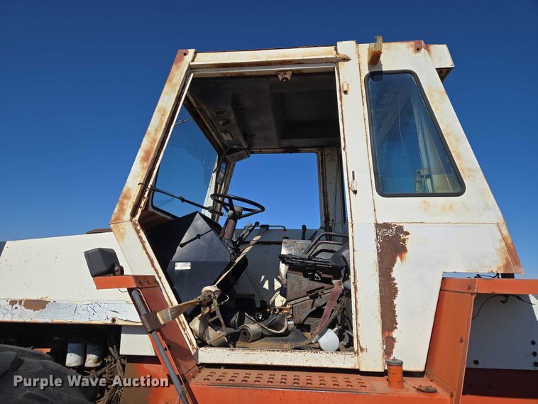 image for item ET1230 1974 Case 2470 4WD tractor