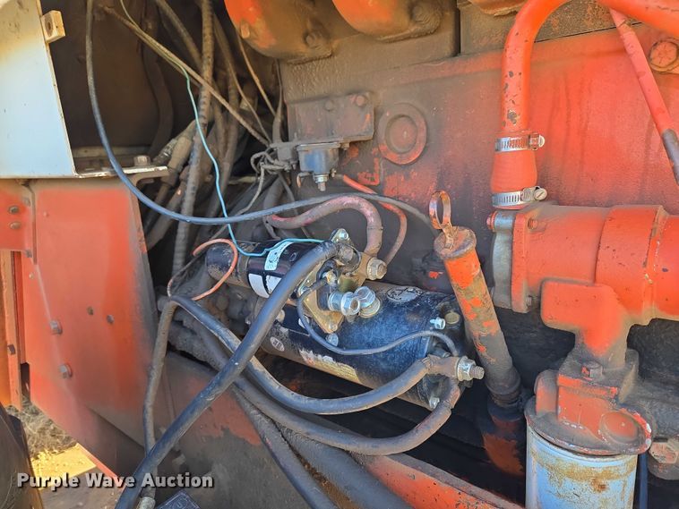 image for item ET1230 1974 Case 2470 4WD tractor