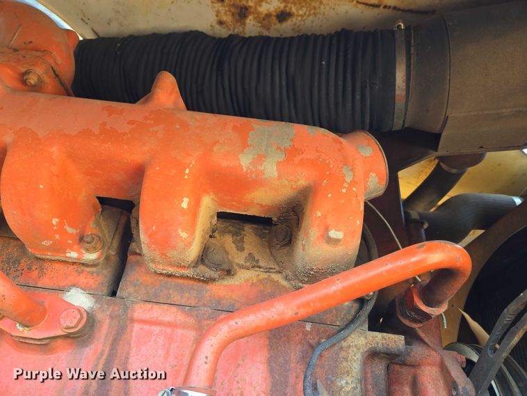 image for item ET1230 1974 Case 2470 4WD tractor