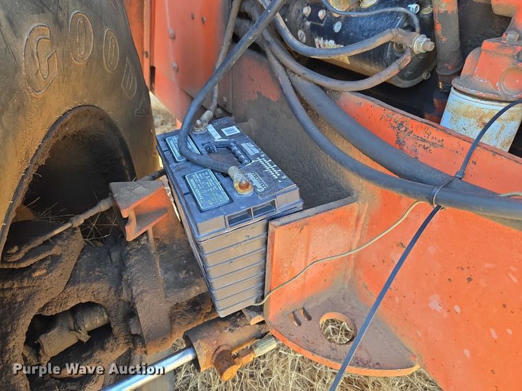 image for item ET1230 1974 Case 2470 4WD tractor