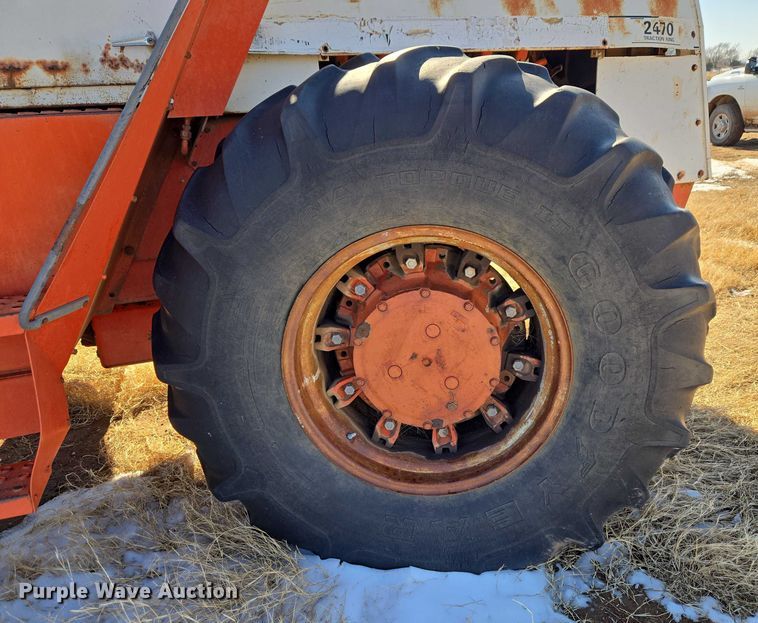 image for item ET1230 1974 Case 2470 4WD tractor