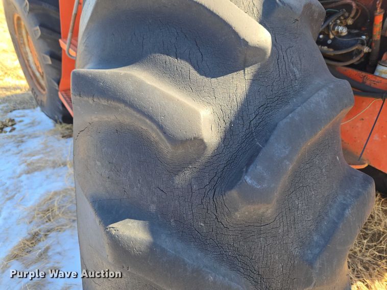 image for item ET1230 1974 Case 2470 4WD tractor