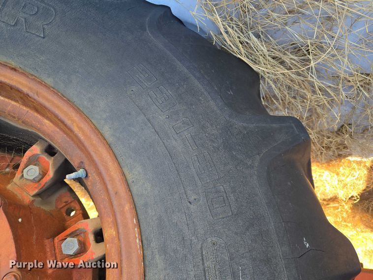 image for item ET1230 1974 Case 2470 4WD tractor