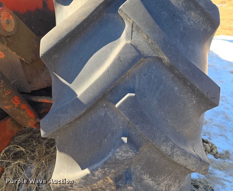 image for item ET1230 1974 Case 2470 4WD tractor