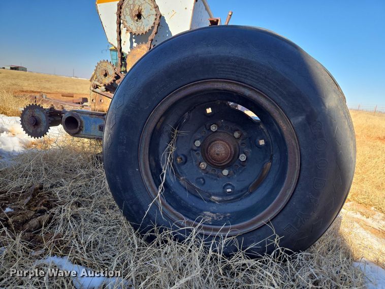 image for item ET1231 CrustBuster grain drill