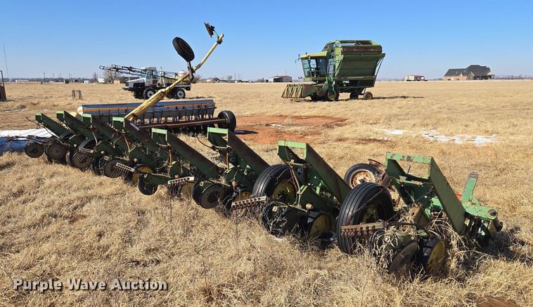 image for item ET1232 John Deere P7000 planter