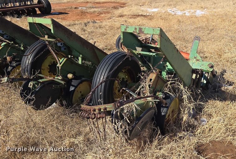 image for item ET1232 John Deere P7000 planter