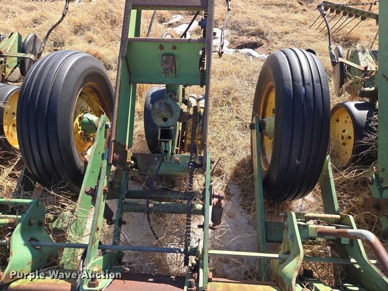 image for item ET1232 John Deere P7000 planter