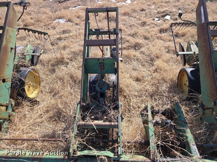 image for item ET1232 John Deere P7000 planter