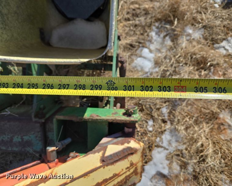 image for item ET1232 John Deere P7000 planter