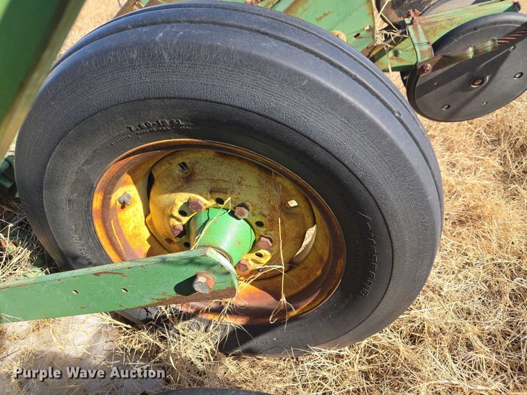 image for item ET1232 John Deere P7000 planter