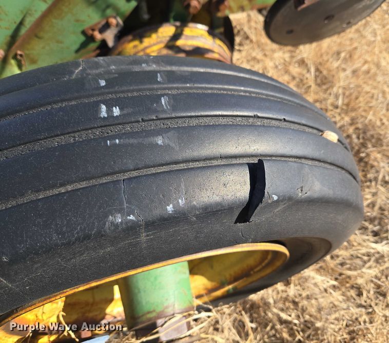 image for item ET1232 John Deere P7000 planter