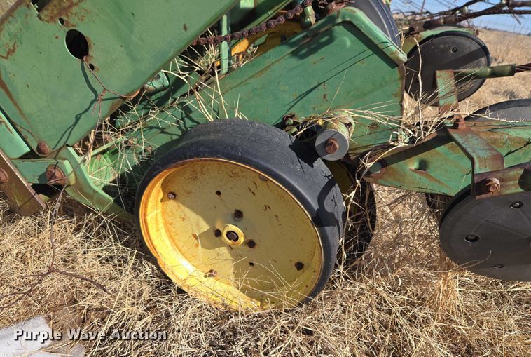 image for item ET1232 John Deere P7000 planter