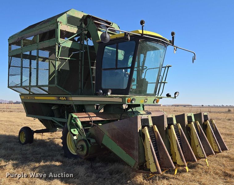 image for item ET1233 John Deere 484 cotton stripper