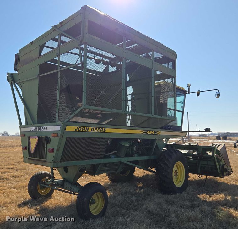 image for item ET1233 John Deere 484 cotton stripper