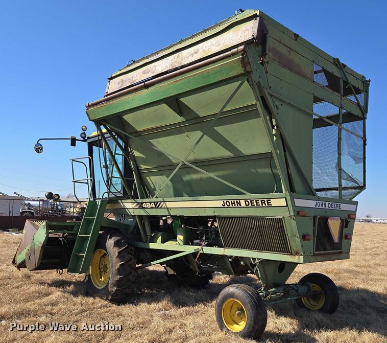 image for item ET1233 John Deere 484 cotton stripper