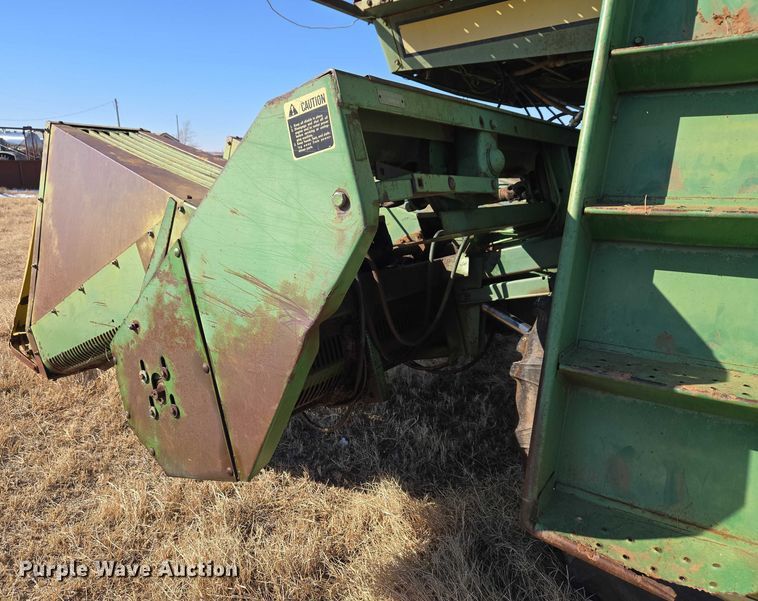 image for item ET1233 John Deere 484 cotton stripper