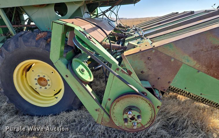 image for item ET1233 John Deere 484 cotton stripper