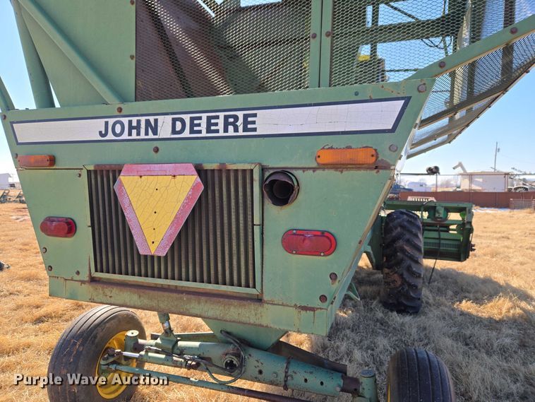 image for item ET1233 John Deere 484 cotton stripper