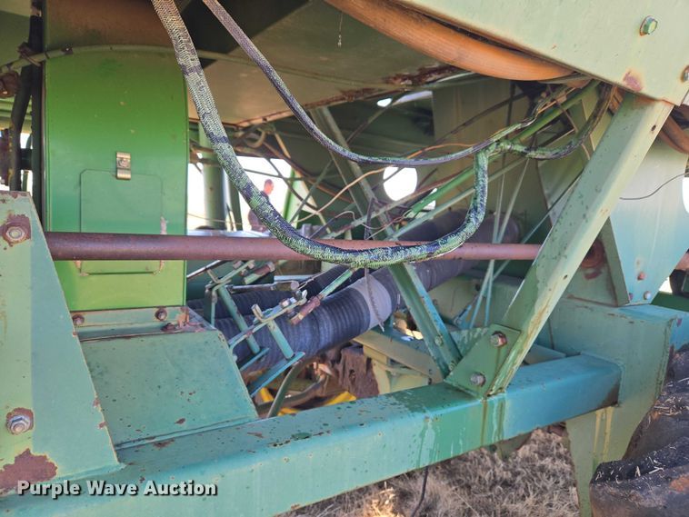 image for item ET1233 John Deere 484 cotton stripper