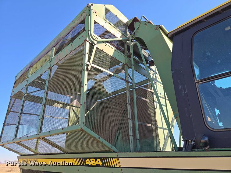 image for item ET1233 John Deere 484 cotton stripper