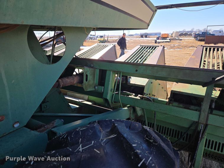 image for item ET1233 John Deere 484 cotton stripper