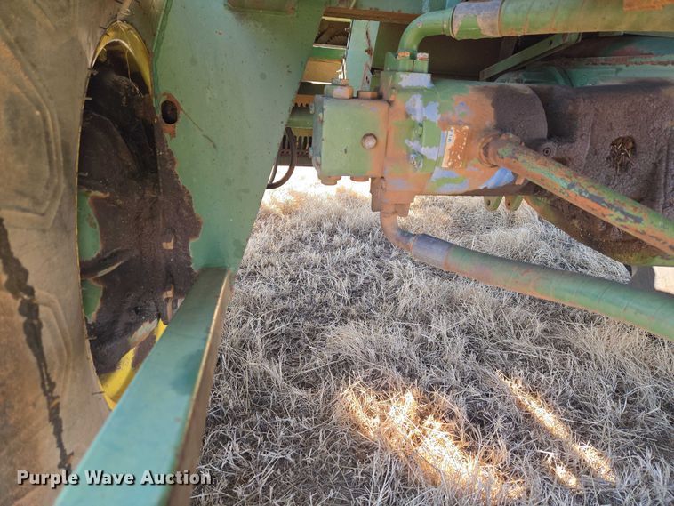 image for item ET1233 John Deere 484 cotton stripper