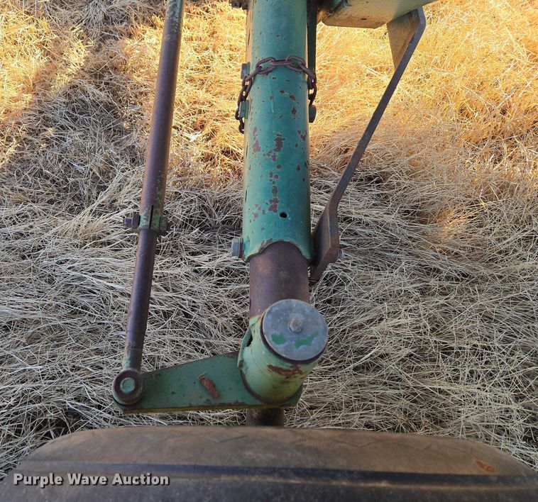 image for item ET1233 John Deere 484 cotton stripper