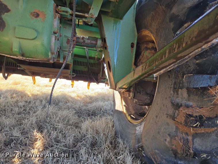 image for item ET1233 John Deere 484 cotton stripper